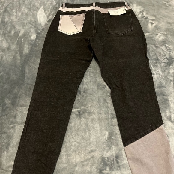 Multi colored jeans - Picture 3 of 3